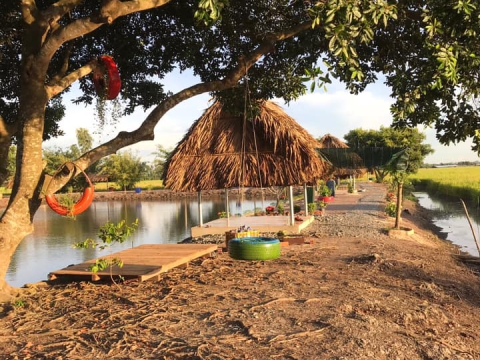 ALBUM KHÔNG GIAN QUÁN