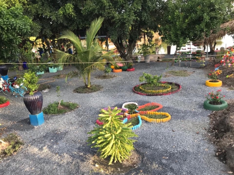 ALBUM KHÔNG GIAN QUÁN